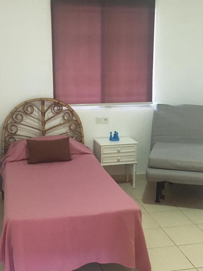 2 Bedroom Apartment Jardines Canarios Los Cristianos Tenerife Арона Экстерьер фото